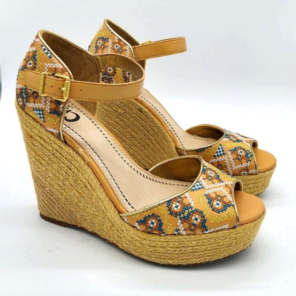 Circus By Sam Edelman Sutton Espadrilles - Picture 2 of 8
